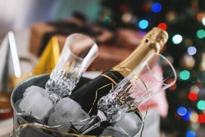 Симон Мацкеплишвили - Два бокала: врач назвал дозу шампанского для гипертоника в Новый год - mk.ru