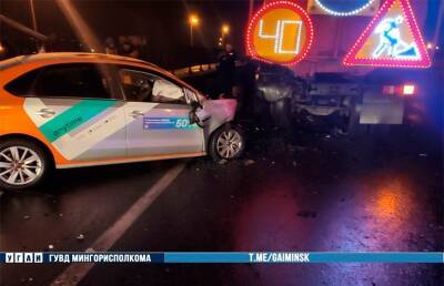 Пьяный водитель каршеринга протаранил автомобиль дорожной службы на МКАД - ont.by - Белоруссия - Минск