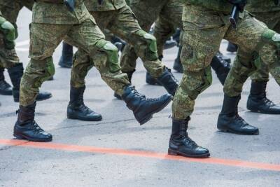 В Волгограде назначили штраф контрактнику за угрозу взорвать часть - volg.mk.ru - Волгоград - Волгоградская обл. - Псков