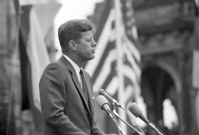 Джон Кеннеди - Национальный архив США обнародовал материалы о возможной причастности СССР к убийству Кеннеди - argumenti.ru - США - Австралия