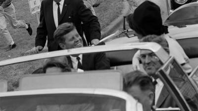 Джон Кеннеди - Спецслужбы США долгое время изучали версии о причастности СССР к убийству Кеннеди - russian.rt.com - Москва - США