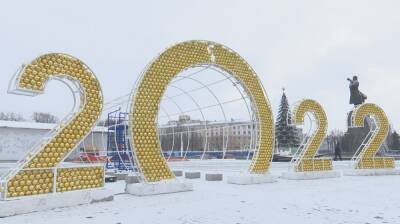 В Воронеже приступили к новогоднему украшению главной площади - vestivrn.ru - Воронеж