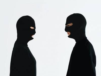 Не по понятиям: воры призвали не считать опущенными заключенных, над которыми надругались сотрудники ФСИН - bloknot.ru