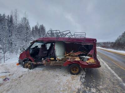 На трассе Сыктывкар - Ухта пожилой водитель грузовика въехал в "Газель" - komiinform.ru - респ. Коми - Сыктывкар