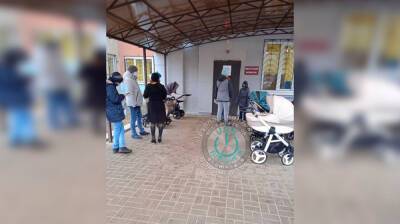 «Больные дети стоят на морозе». Воронежцы пожаловались на очередь за ПЦР-тестами - vestivrn.ru - Воронеж