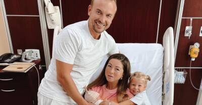 Игорь Сивов - Певица Нюша опубликовала первое семейное фото с новорожденным сыном - kp.ua - Украина - Мальдивы - Казань