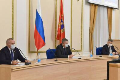 Александр Богомаз - Брянцам разрешили новгодние корпоративы и утренники - mk.ru - Брянск - Брянская обл.