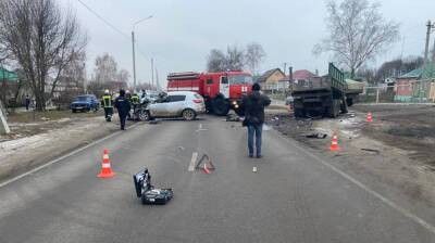 Kia Sportage - Появилось видео последствий страшного ДТП с 2 погибшими под Воронежем - vestivrn.ru - Воронеж - Липецкая обл. - Камаз - Скончался