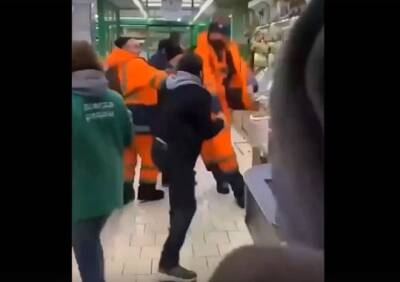 Полиция изучит видео драки в супермаркете «Пятерочка» в Рыбном - ya62.ru - Россия - Рязанская обл.