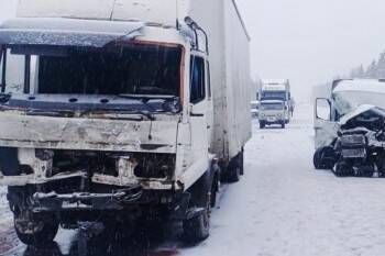 Колесо стало причиной аварии в Сямженском районе - vologda-poisk.ru - Москва - Краснодарский край - Архангельск - Ярославская обл. - Камаз
