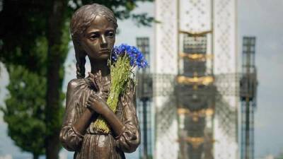 Украина требует, чтобы Германия признала голодомор «геноцидом украинцев» - news-front.info - Украина - Германия