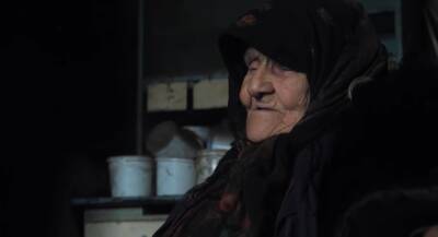 "Боится спать, чтобы не замерзнуть": на Волыни старушка выживает среди поля в морозы, видео - politeka.net - Украина
