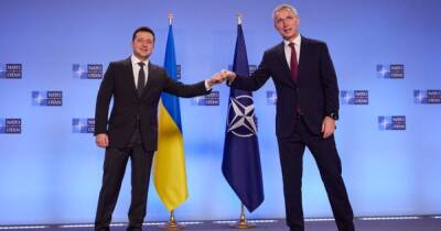 Йенс Столтенберг - Столтенберг призвал Украину сфокусироваться на реформах - dsnews.ua - Россия - Украина - г. Бухарест