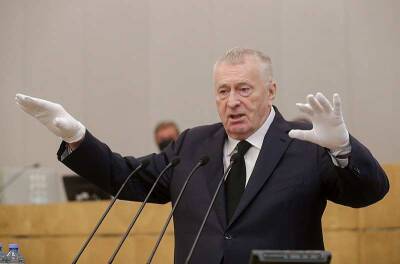 Владимир Жириновский - Жириновский призвал депутатов-противников QR-кодов отказаться от бесплатного медобслуживания - actualnews.org - Россия