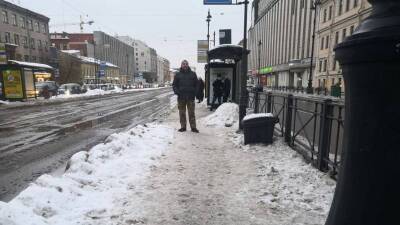 Некачественная уборка снега портит настроение петербуржцев в преддверии Нового года - inforeactor.ru - Санкт-Петербург