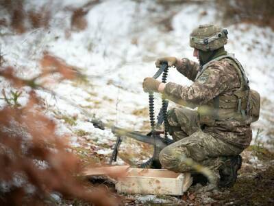Людмила Денисова - На Донбассе погиб украинский военный, еще один – ранен - gordonua.com - Россия - Украина - Крым - Луганская обл. - Донецкая обл. - Обстрелы