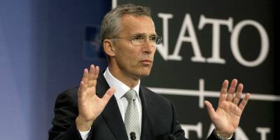 Владимир Зеленский - Йенс Столтенберг - Столтенберг заявил о расширении НАТО несмотря на протесты России - ruposters.ru - Россия - Украина - Македония - Черногория