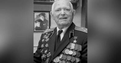 В Белоруссии умер 105-летний Герой СССР Василий Мичурин - ren.tv - Белоруссия - Берлин - Минск