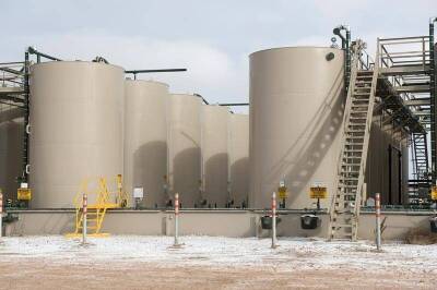 В Goldman Sachs допустили рост нефти выше $100 за баррель - smartmoney.one - Reuters