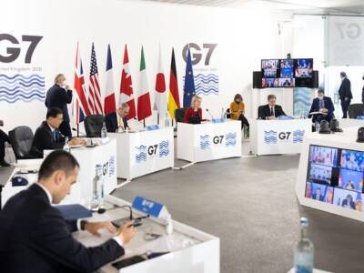 Главы Минздравов стран G7 назвали «омикрон» самой опасной угрозой для здравоохранения - bloknot.ru