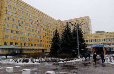 В Днепре из окна больницы 7 этажа упал пациент: за его жизнь борются врачи - dnepr.politeka.net - Украина - Кривой Рог