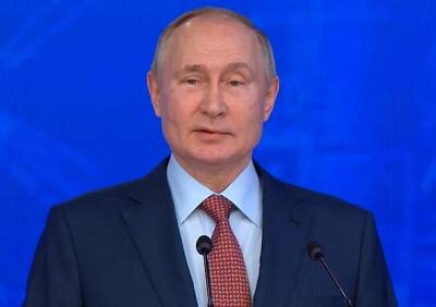 Владимир Путин - Путин призвал соблюдать меры по борьбе с COVID-19 в новогодние праздники - ya62.ru - Россия