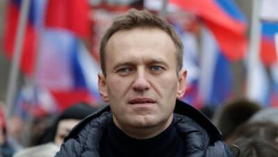 «Дождь»* рассказал об увольнениях в полиции за лайки и подписки на канале Навального - newsland.com - Москва - Томск