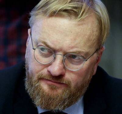 Виталий Милонов - Антон Котяков - Милонов предложил учредить «социальную новогоднюю корзину» для нуждающихся российских семей - actualnews.org - Россия