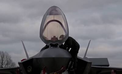 ВВС США начали размещение истребителей пятого поколения F-35A в Европе на постоянной основе - topwar.ru - США - Англия
