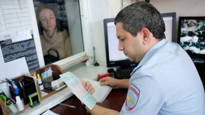 ГИБДД примет в воскресенье не получивших услуги из-за технического сбоя - russian.rt.com - Россия - Интерфакс