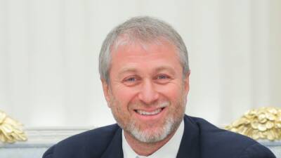 Роман Абрамович - Роман Абрамович стал самым богатым гражданином Португалии - svoboda.org - Испания - Португалия