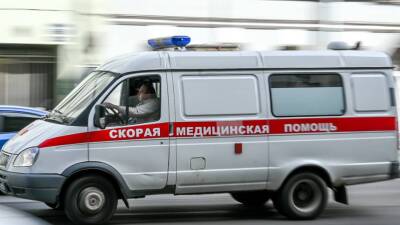 Три человека получили травмы при столкновении с машиной такси в Приморском районе - inforeactor.ru - Санкт-Петербург - р-н Приморский