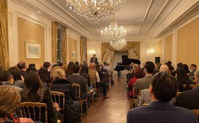 В Париже прошел концерт, посвященный 880-летию азербайджанского поэта и философа Низами Гянджеви (ВИДЕО, ФОТО) - trend.az - Франция - Париж - Азербайджан