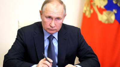 Владимир Путин - Дмитрий Песков - Песков: Путин остро переживает по поводу гибели россиян от Covid-19 - newdaynews.ru - Россия