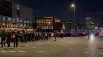 В Германии третьи выходные подряд протестуют против COVID-политики правительства - ru.slovoidilo.ua - Украина - Германия - Берлин
