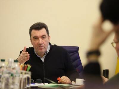 Алексей Данилов - Алексей Резников - Кирилл Буданов - В СНБО оценили вероятность введения военного положения в Украине - gordonua.com - Россия - Украина - Крым