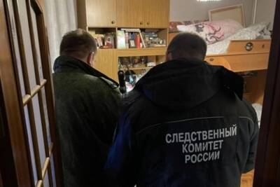 Задержан подозреваемый в убийстве жены и тещи на юге Москвы - mk.ru - Москва - Россия