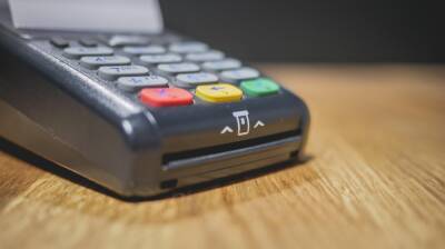 Новосибирец опустошил найденную банковскую карту - sib.fm - Россия - Новосибирская обл. - Бердск
