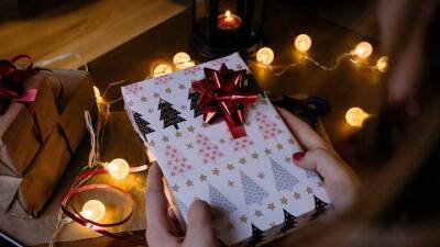 Астролог рассказала, до какого числа нужно успеть купить новогодние подарки - vm.ru