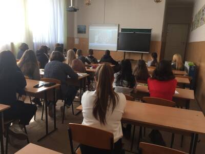 "Чтобы дети научились стрелять": в школе Кривого Рога сделали странную покупку - dnepr.politeka.net - Украина - Кривой Рог