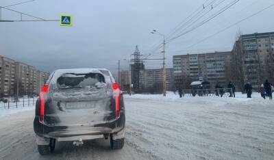 Завуч сбила школьницу-инвалида и вместо больницы катала ее по городу - gubdaily.ru - Иркутская обл.