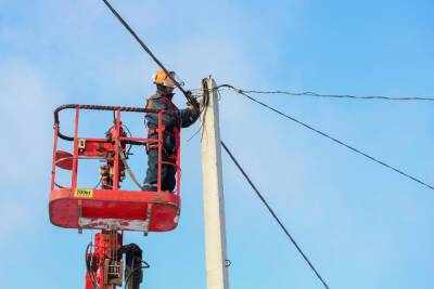 Энергетики реконструируют электрические сети в поселке Ле-Вилль Ярославского района - yar.mk.ru - район Ярославский