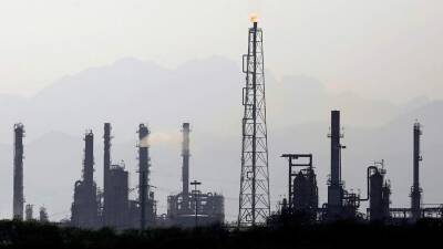 В Saxo Bank предрекли перенос отказа стран от нефти и газа на 5–10 лет - iz.ru - Израиль - Дания