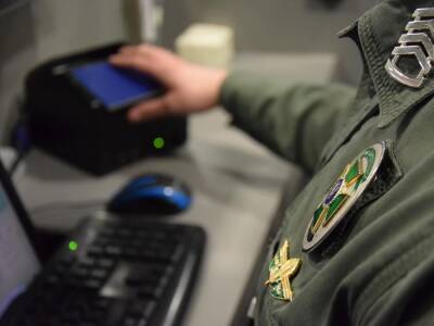 Илья Витюк - В Борисполе у пассажиров обнаружили 14 поддельных COVID-сертификатов – полиция - gordonua.com - Украина