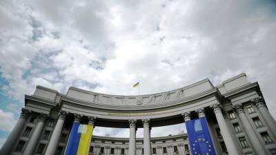 Жозеп Боррель - Дмитрий Кулебой - В Киеве заявили о намерении главы дипломатии ЕС посетить Донбасс - russian.rt.com - Украина - Киев