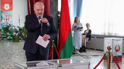 Александр Лукашенко - Лукашенко назвал решение об участии в выборах в 2020 году самым важным в жизни - iz.ru - Израиль - Белоруссия