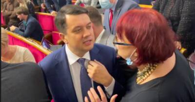 Дмитрий Разумков - Алексей Гончаренко - Галина Третьякова - Разумков и Третьякова поспорили в Раде: "Солнце, я тебя уважаю!" - "Галя, учи матчасть!" - kp.ua - Украина
