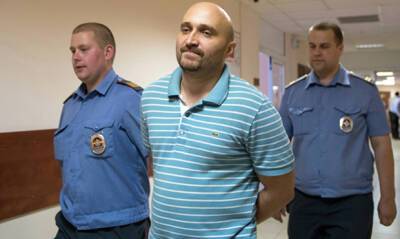 Мундепа Вадима Коровина арестовали за неуплату автомобильных штрафов, выписанных на чужое авто - og.ru - Москва