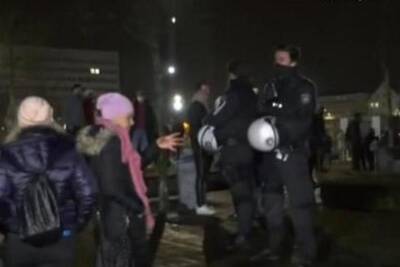Welt: Германию захлестнула волна протестов антипрививочников - mk.ru - Германия