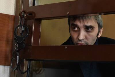 Политтехнолога Петра Милосердова избили в центре Москвы - mk.ru - Москва - Казахстан